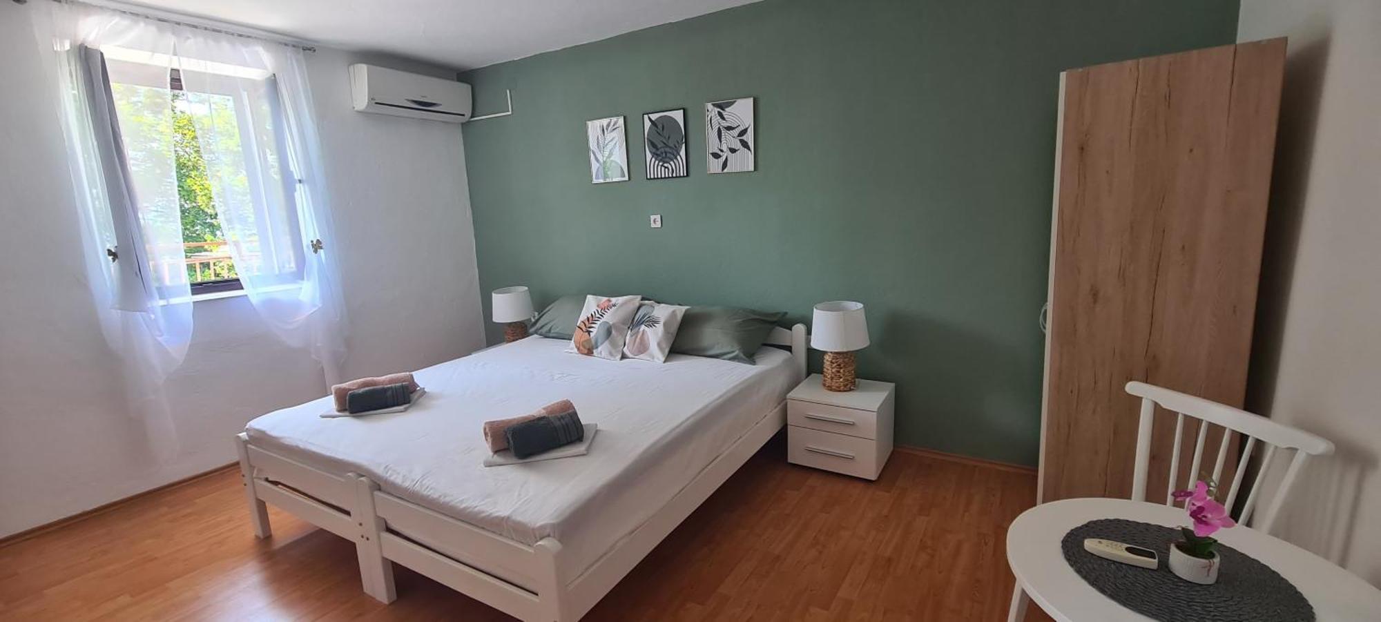 Apartments And Rooms Sanja Sibinj Krmpotski Extérieur photo